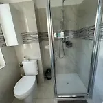 La Veranda Guest - Free Public Transport & Parking, Close To Center