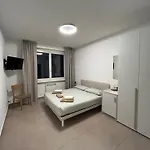 Πανσιόν La Veranda Guest - Free Public Transport & Parking, Close To Center Λουγκάνο