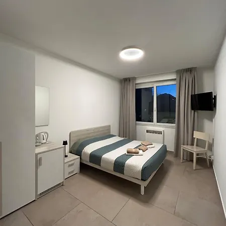 La Veranda Guest - Free Public Transport & Parking, Close To Center 3*