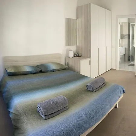 La Veranda Guest - Free Public Transport & Parking, Close To Center Penzion
