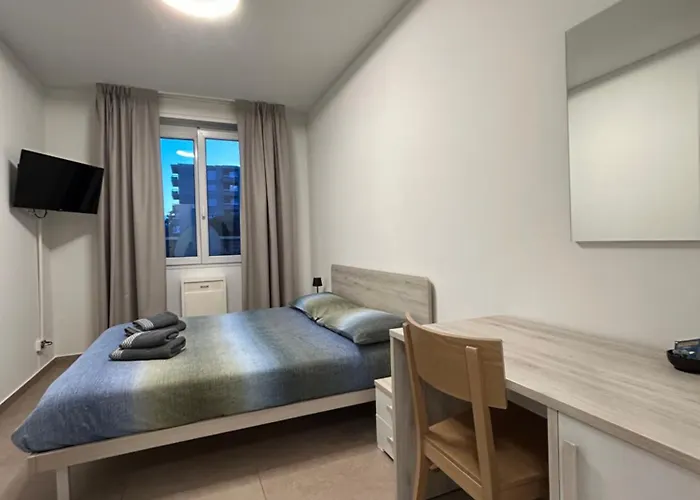 La Veranda Guest - Free Public Transport & Parking, Close To Center