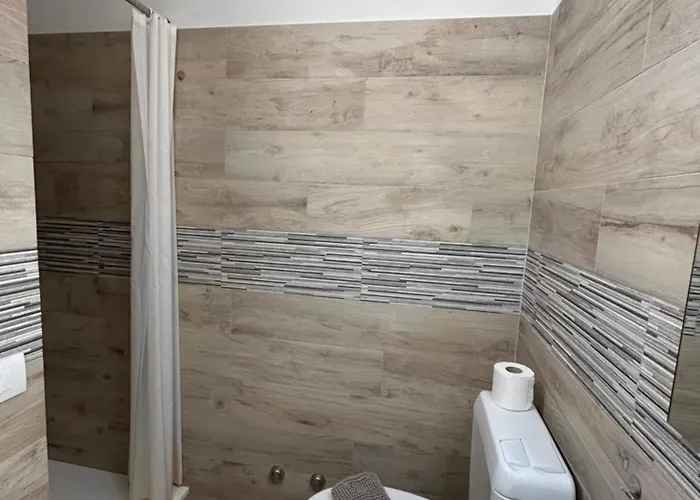 La Veranda Guest - Free Public Transport & Parking, Close To Center 3*